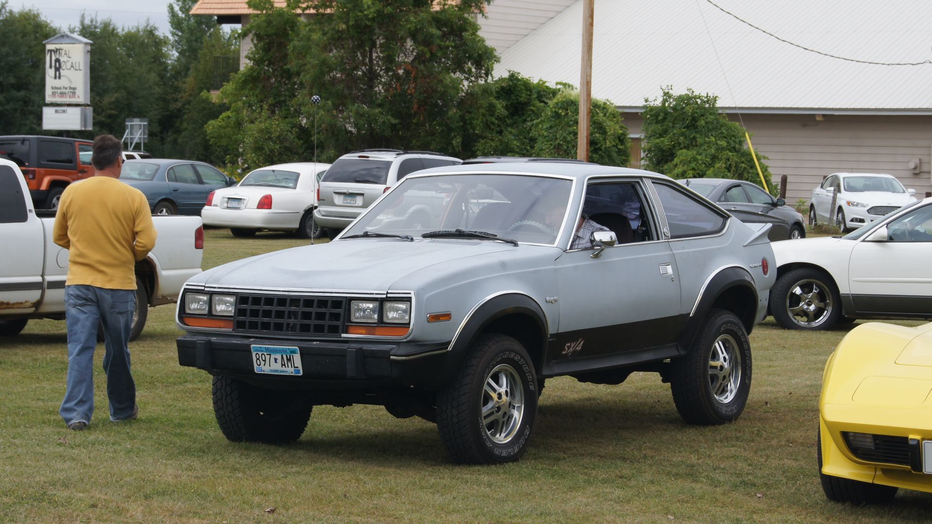 File:83 AMC Eagle SX 4 (9691194918).jpg