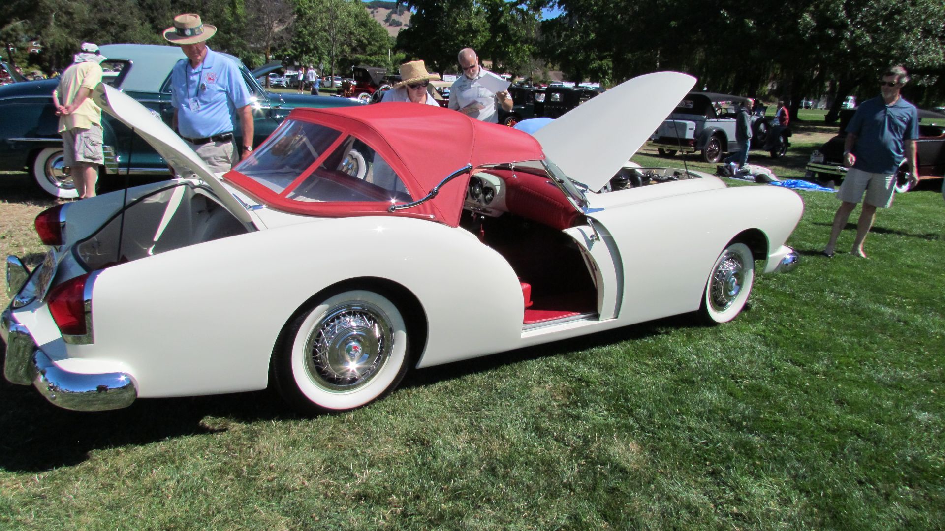 File:1954 Kaiser Darrin (6664200869).jpg