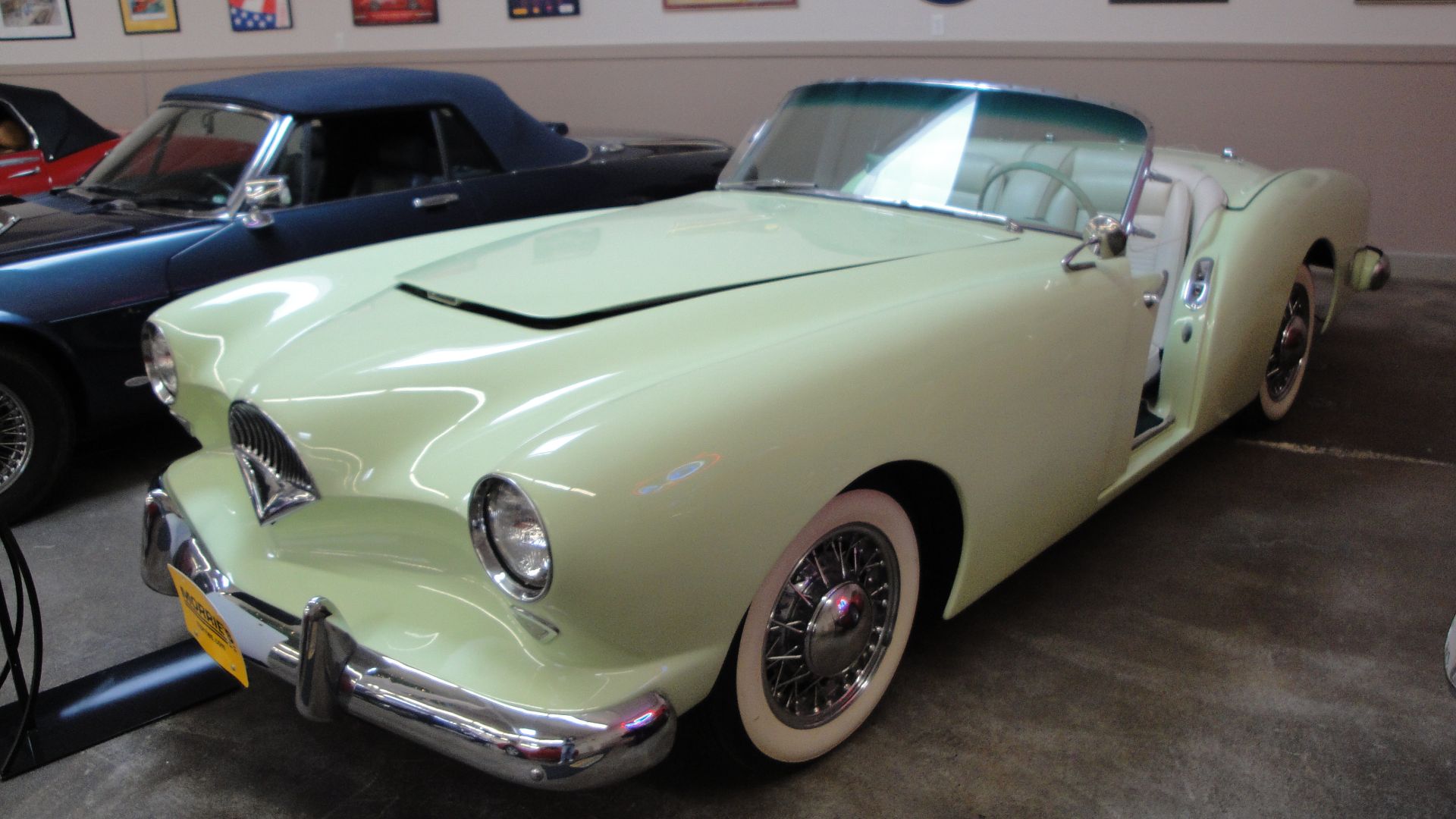 File:1954 Kaiser Darrin (6296389889).jpg