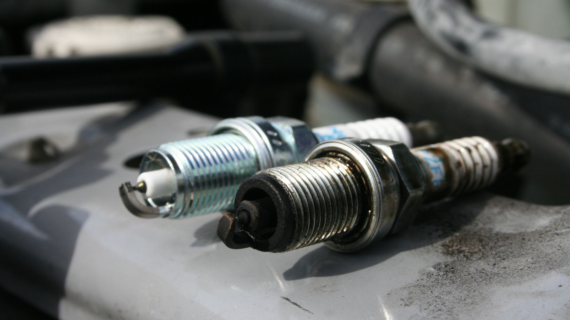 File:Spark plugs 3.jpg