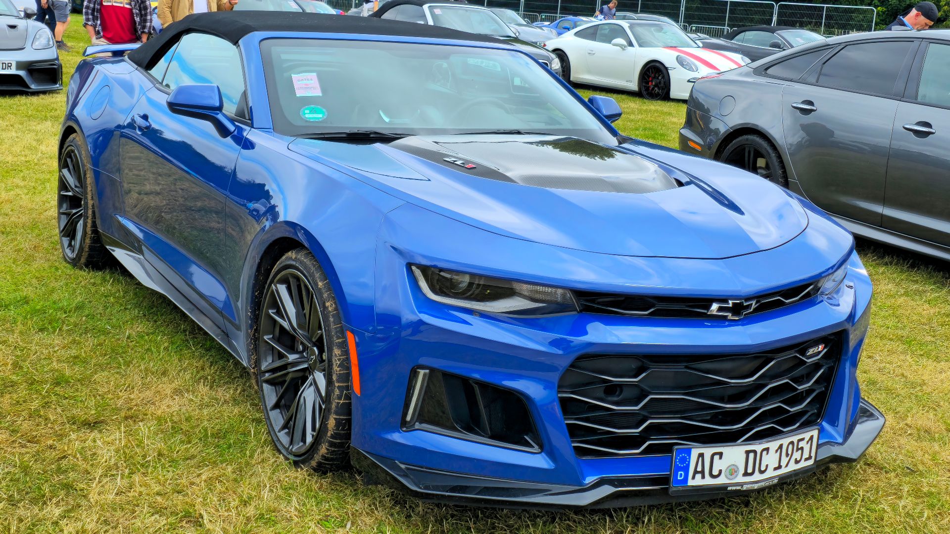 File:Chevrolet Camaro ZL1 Convertible.jpg