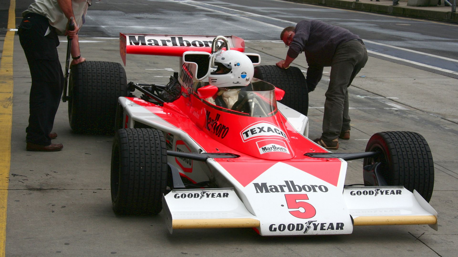 File:McLaren M23-6, Ex-James-Hunt (2007-06-15 Sp) 1.JPG