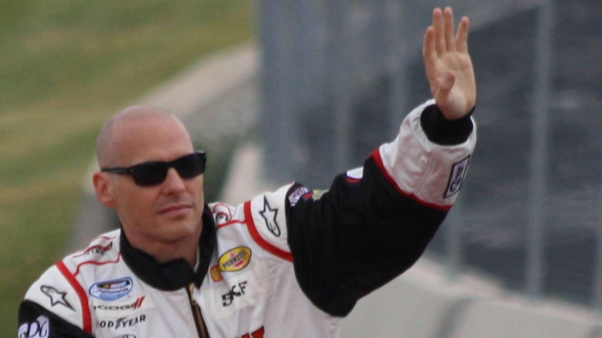 File:Jacques Villeneuve 22 2012 Road America Sargento 200.jpg