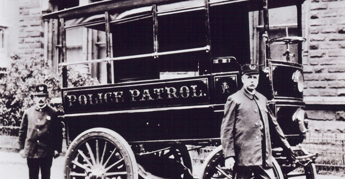 Rss Thumb - America's First Electric Police Car