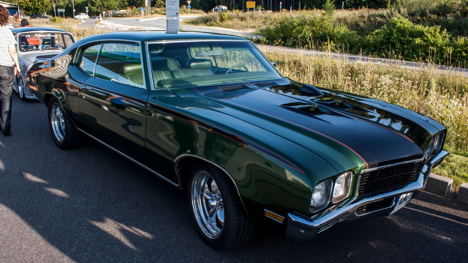 File:Buick GranSport GSX Front.jpg