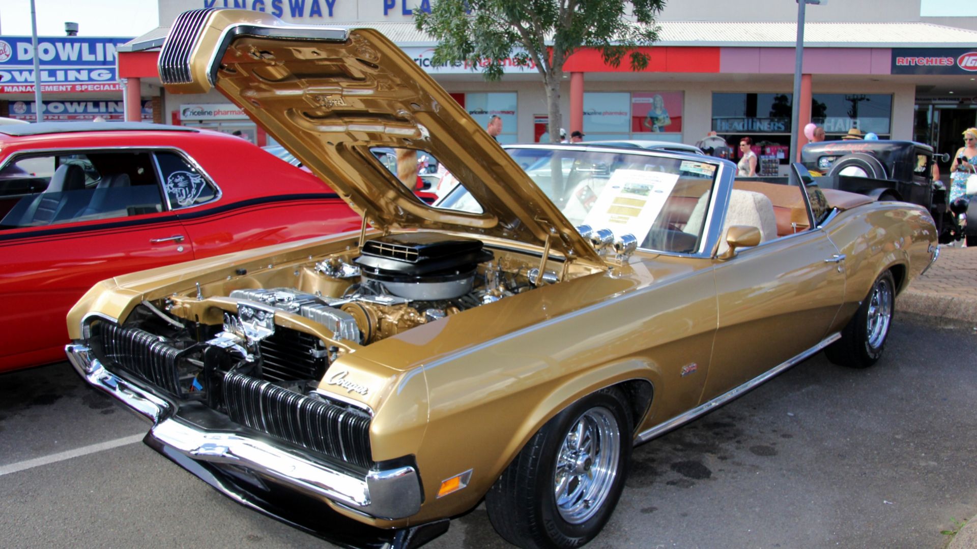 File:1970 Mercury Cougar XR7 convertible (6880541820).jpg