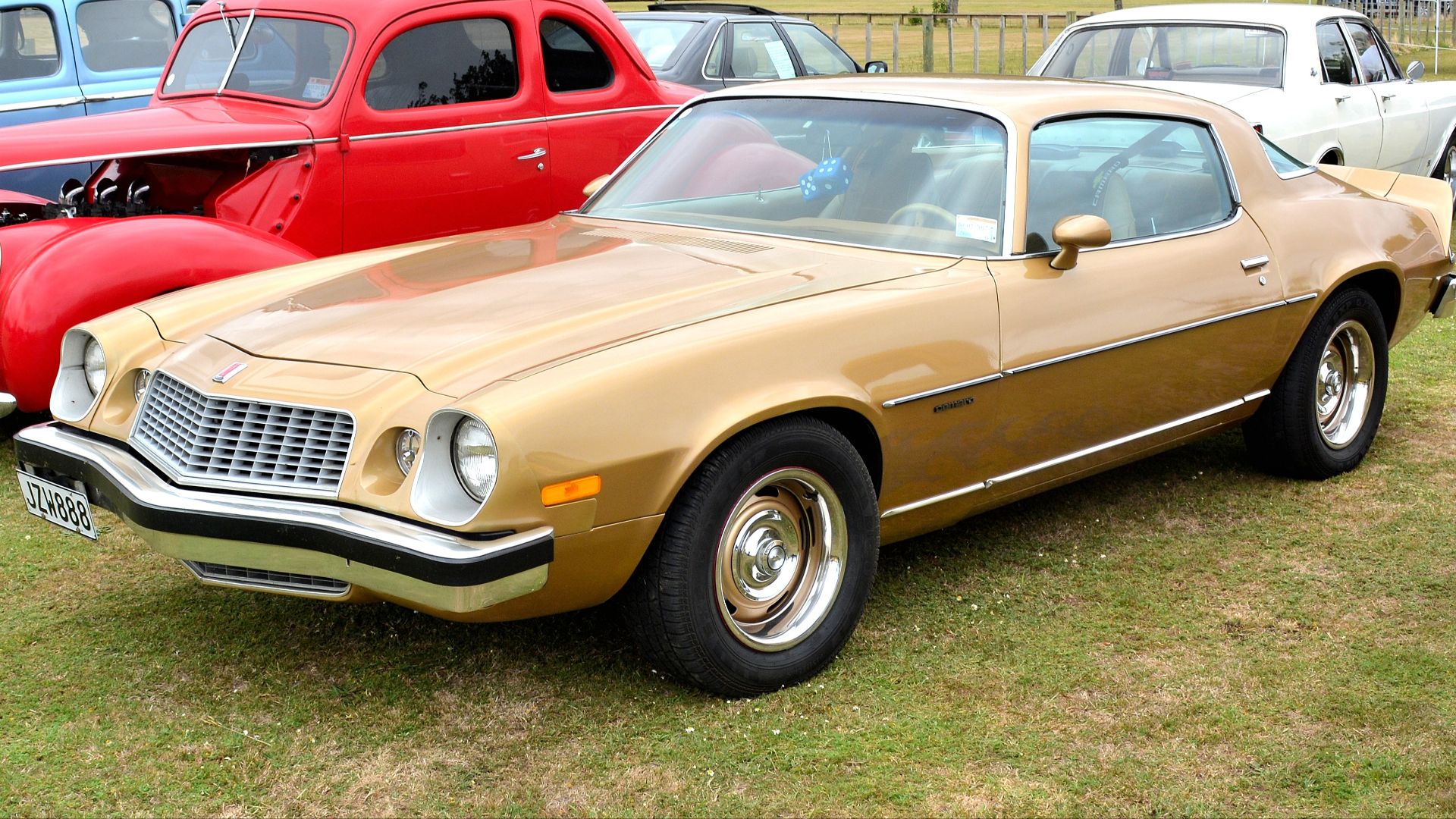 File:1977 Chevrolet Camaro (32585163600).jpg