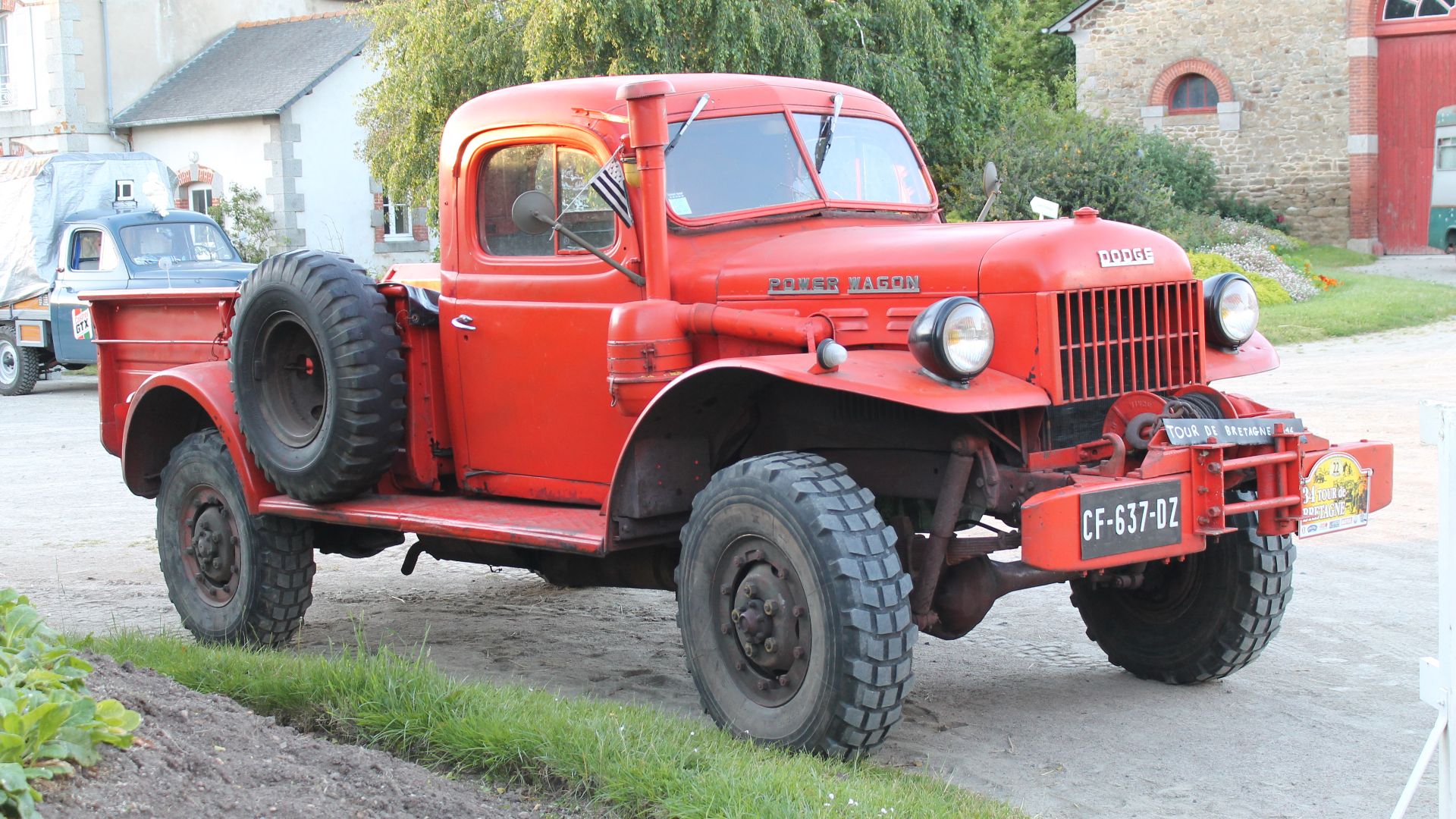 File:Dodge Power Wagon trucks (avant).jpg