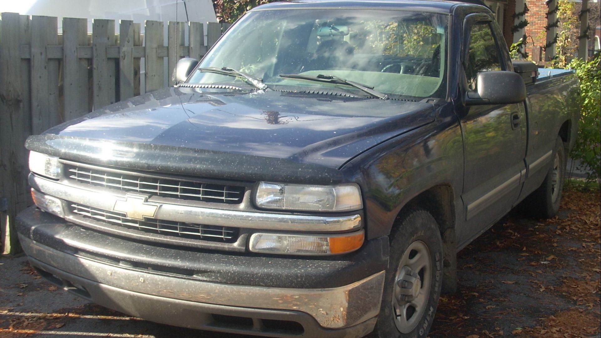 File:'99-'00 Chevrolet Silverado 1500 Regular Cab.JPG