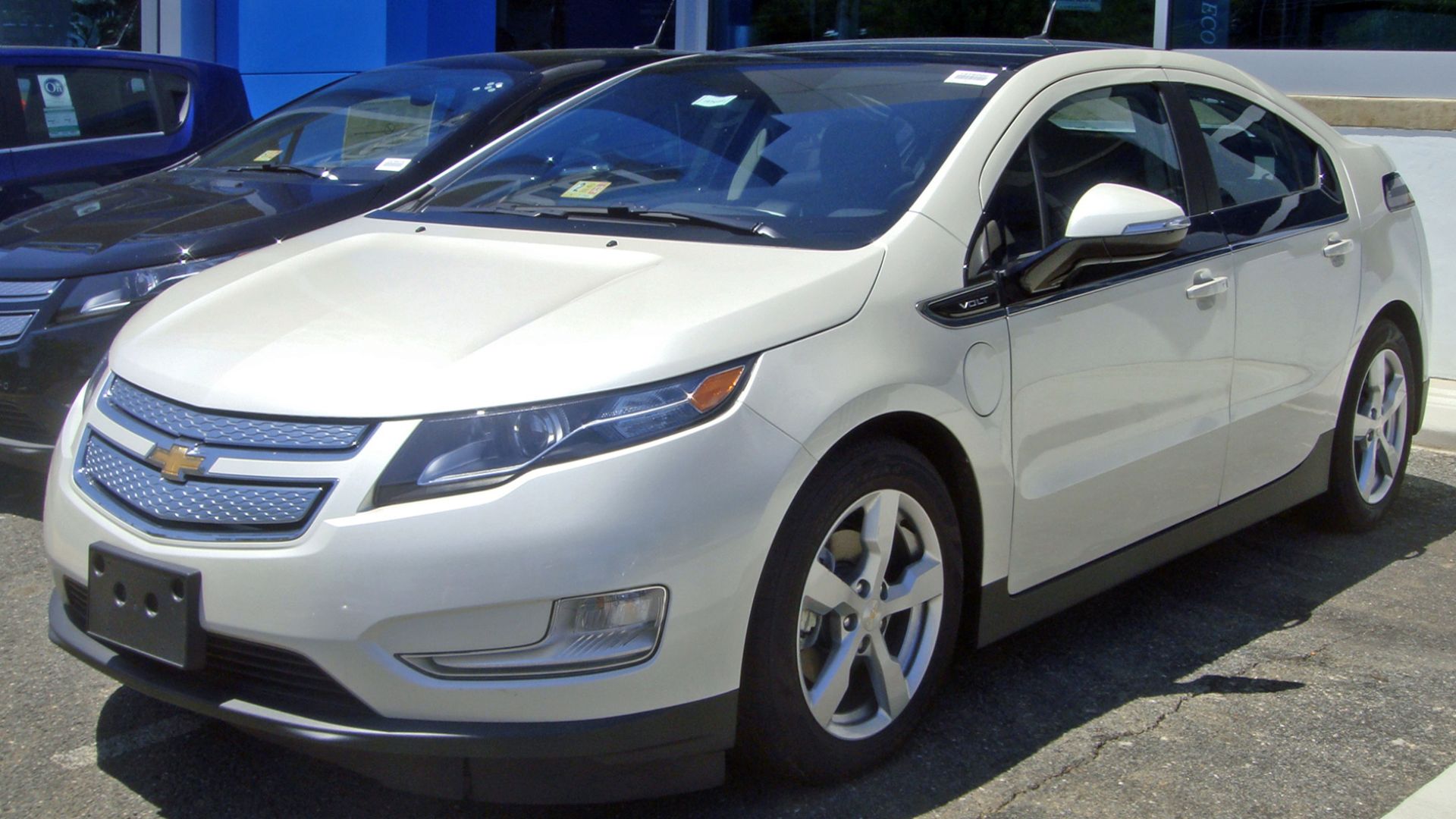 File:DCA 06 2012 Chevy Volt 4035.JPG