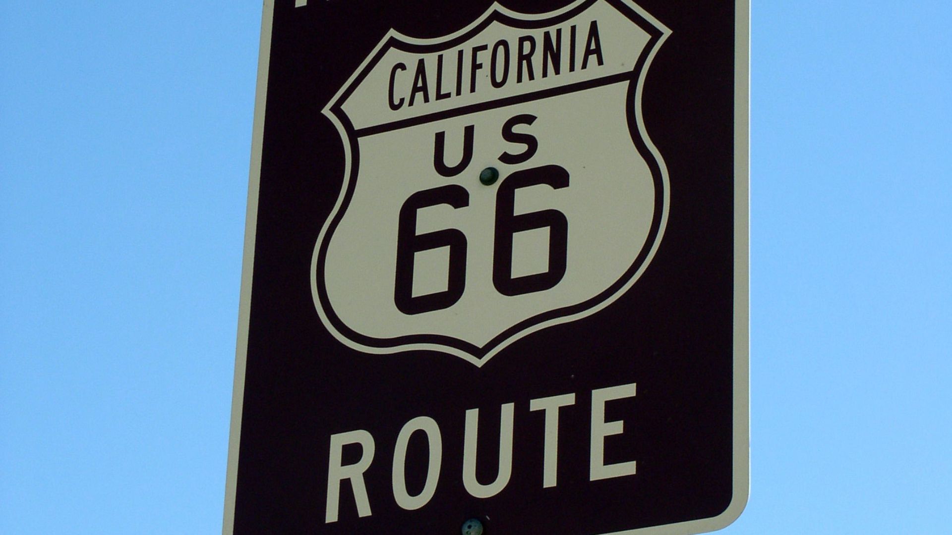 File:California 66 sign, Barstow.jpg