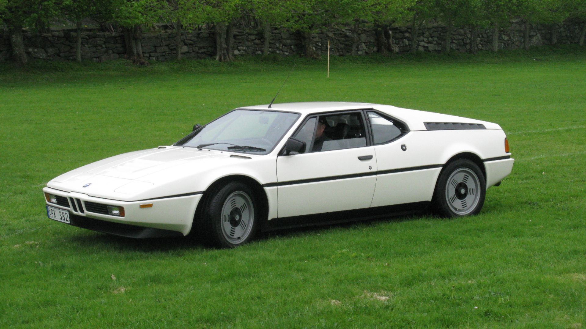 File:BMW M1 (8754868204).jpg