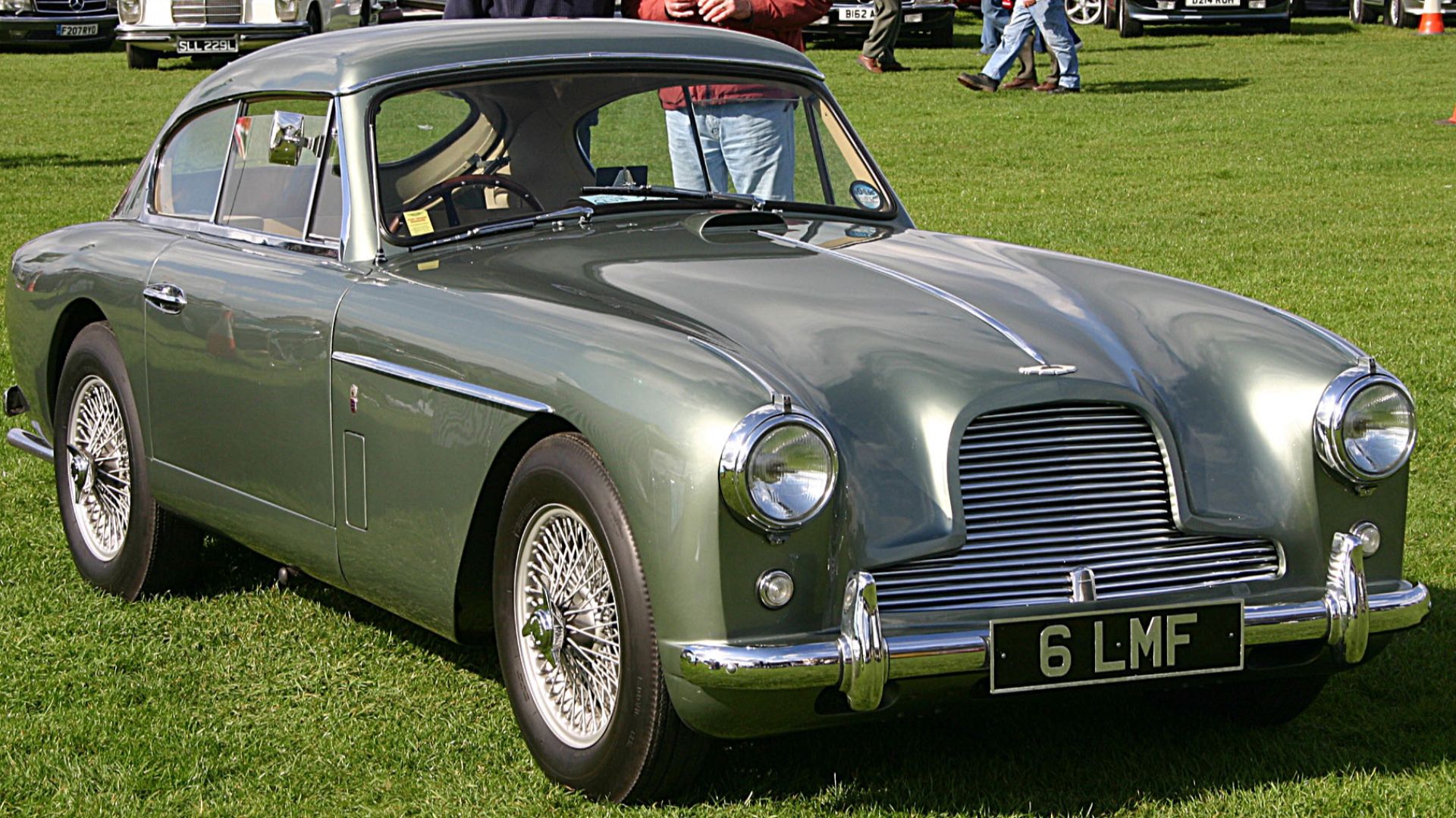 File:Aston Martin DB2-4 MkII front.jpg