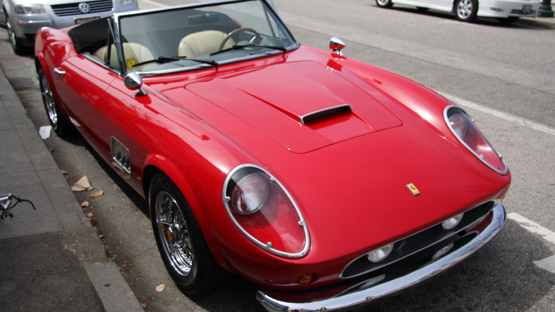 File:Ferrari 250 GT California Spyder Red.jpg