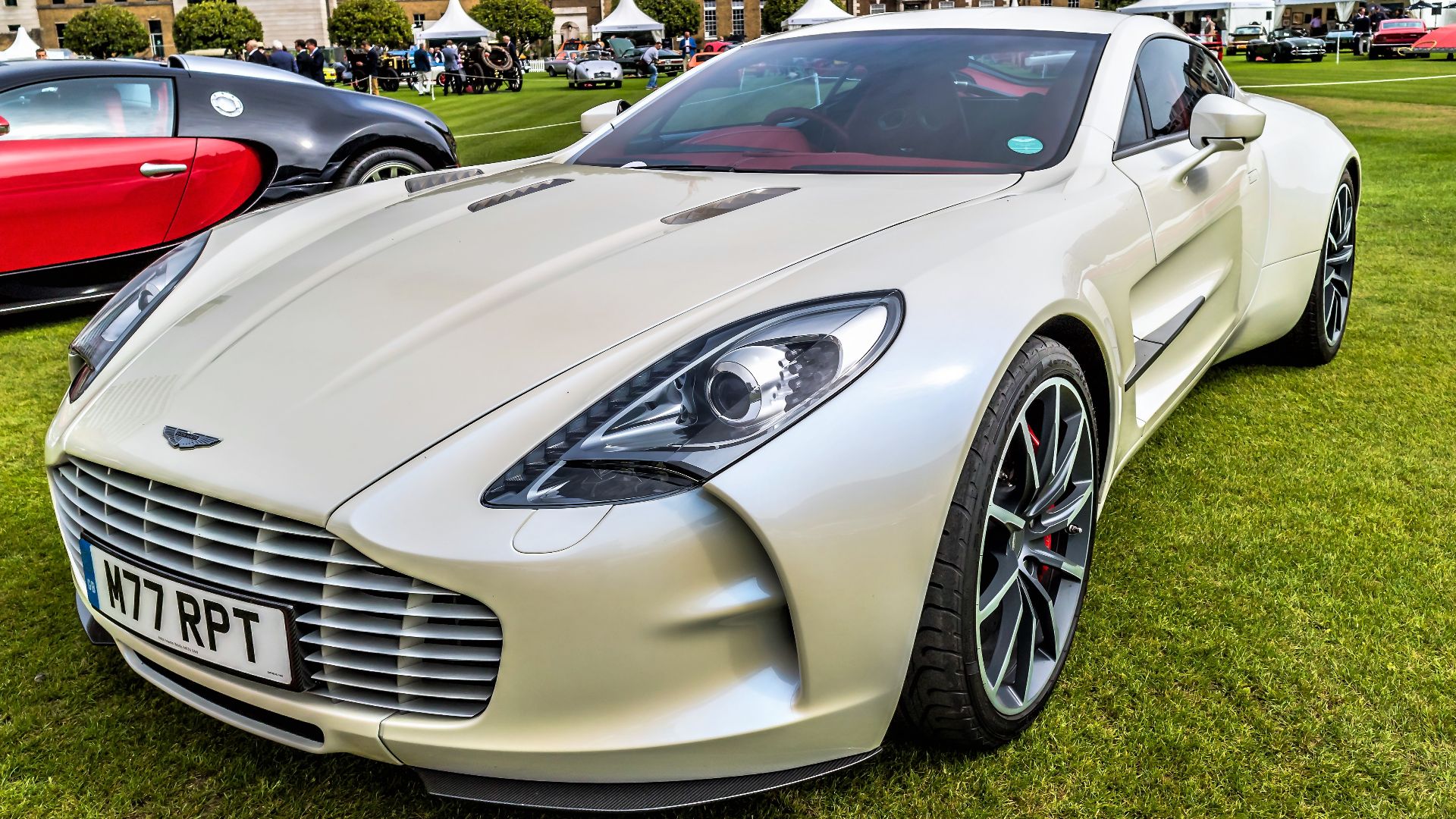 File:2011 Aston Martin One-77.jpg