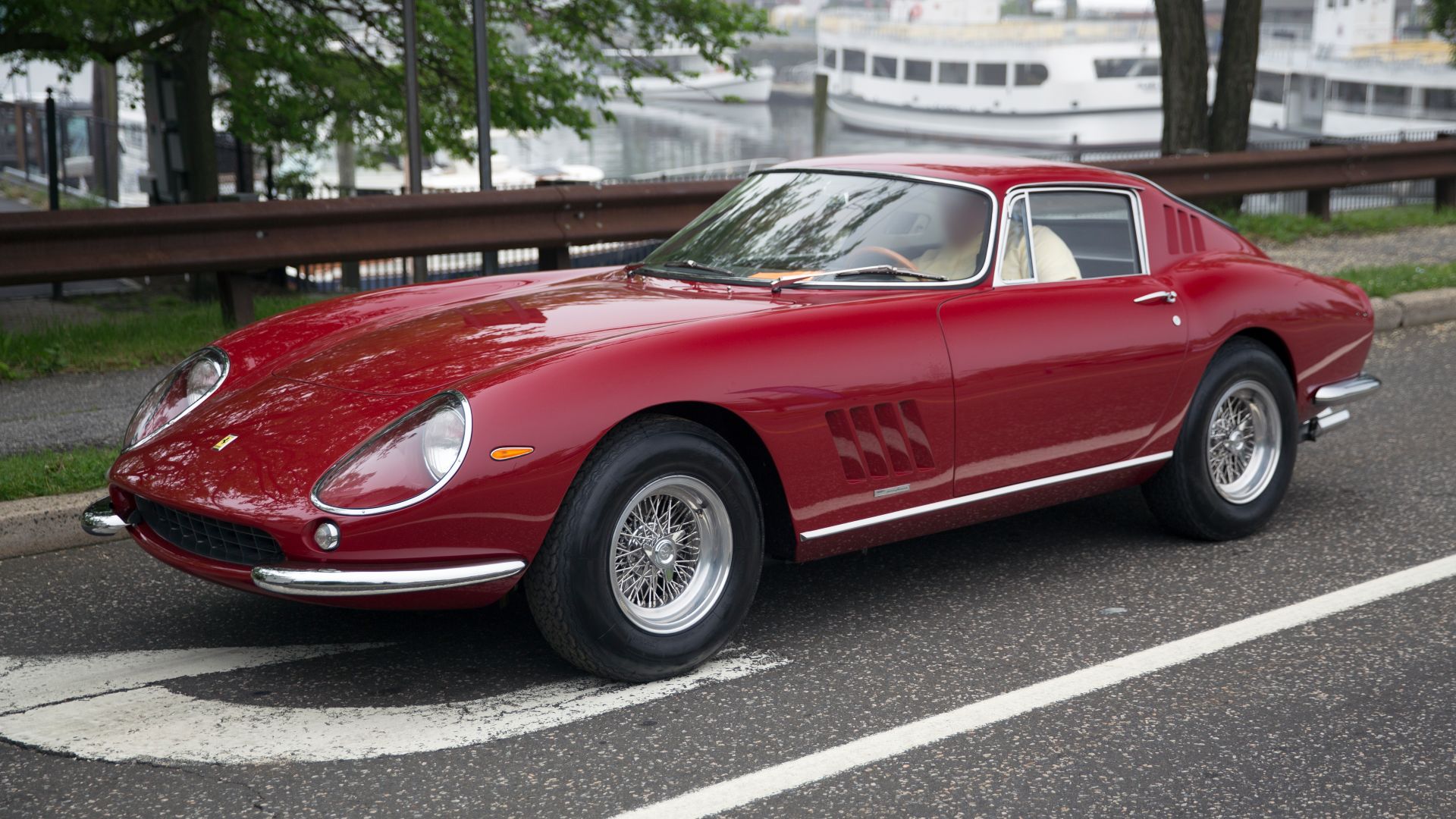 File:1966 Ferrari 275 GTB sn 08549, front left (Greenwich 2019).jpg