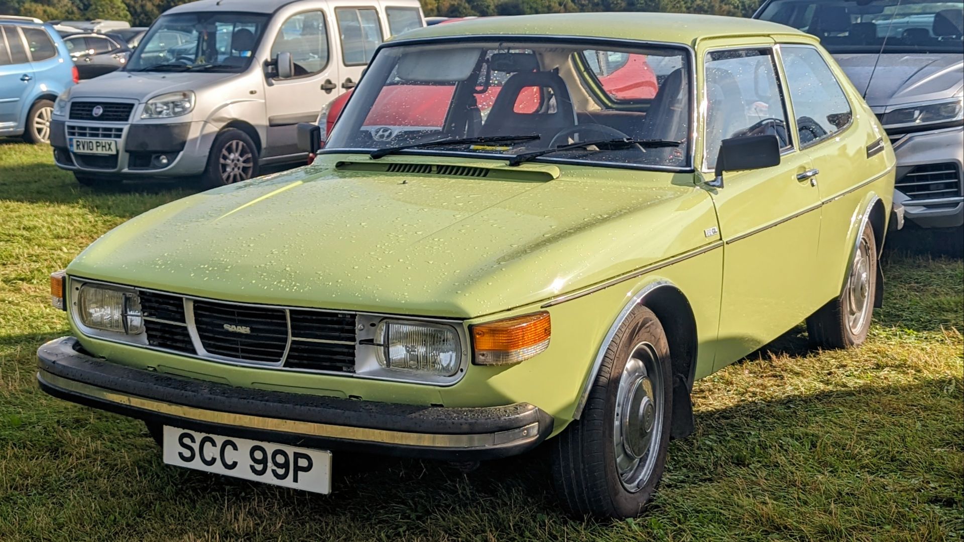 File:1975 Saab 99 GL.jpg