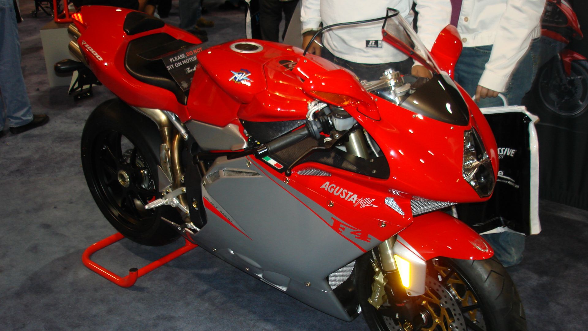 File:2007MVAgustaF41000R-001.jpg