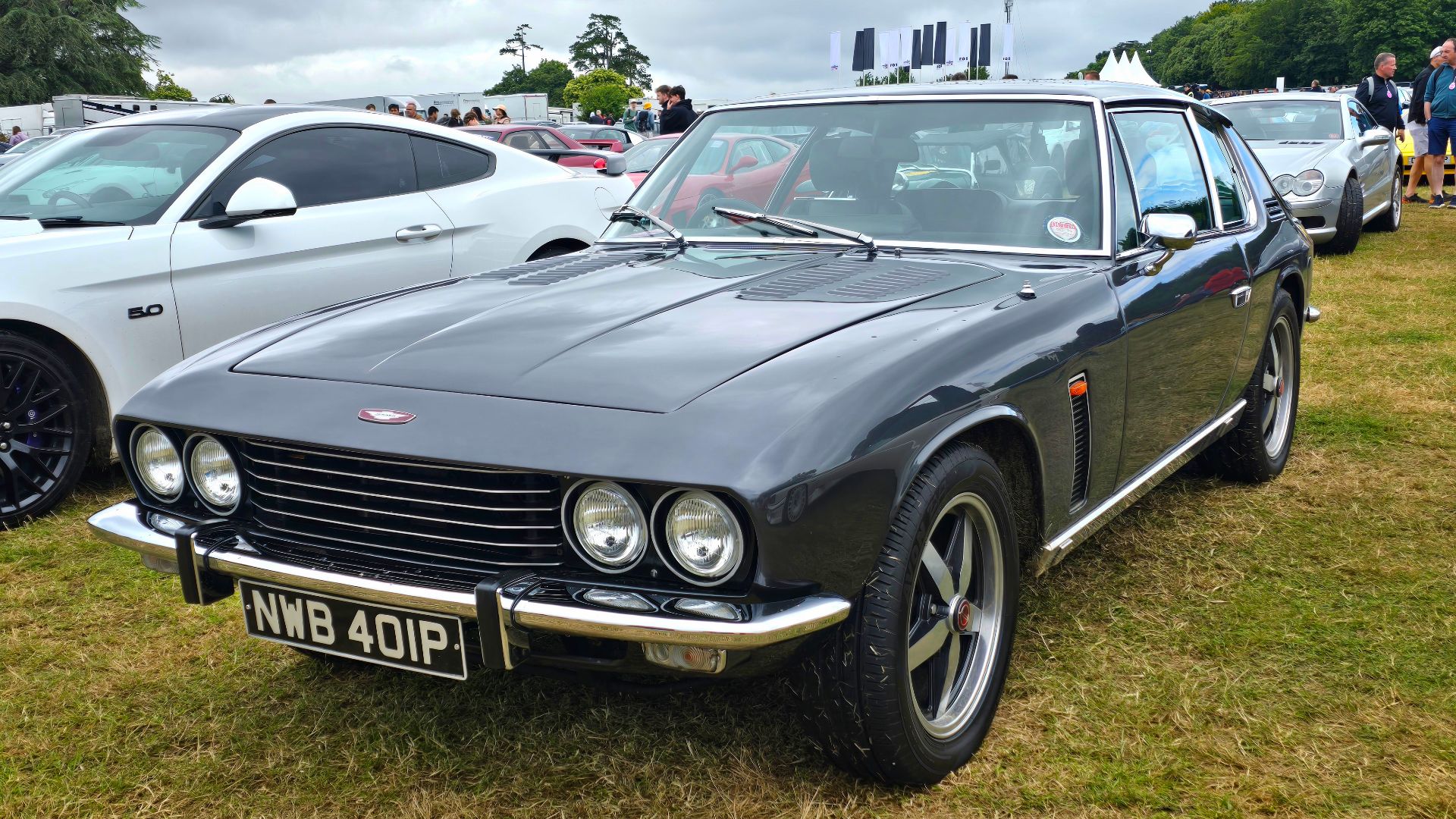 File:1975 Jensen Interceptor MK III Auto.jpg