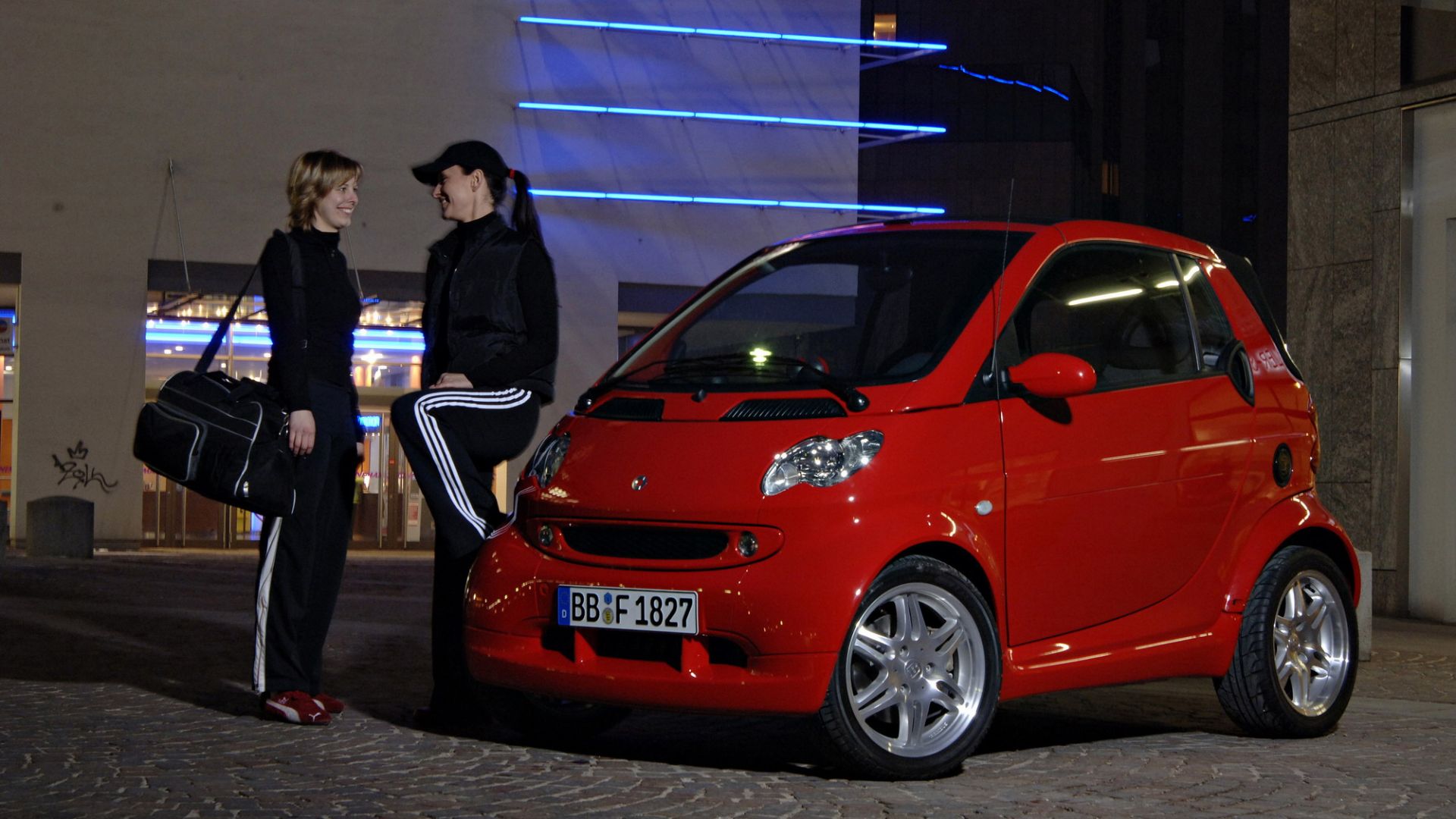 File:Smart fortwo Edition Red Brabus.jpg