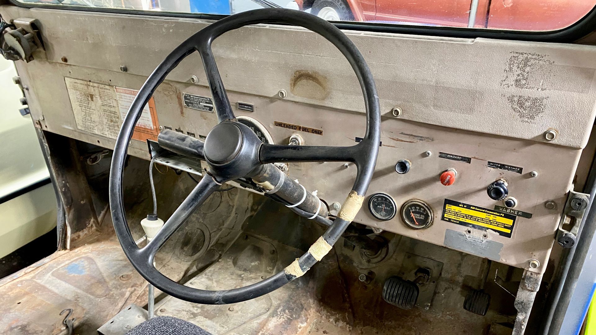 File:1976 Jeep DJ - Dispatcher - AM General - AMC - in USPS livery - at Rambler Ranch 3of3.jpg