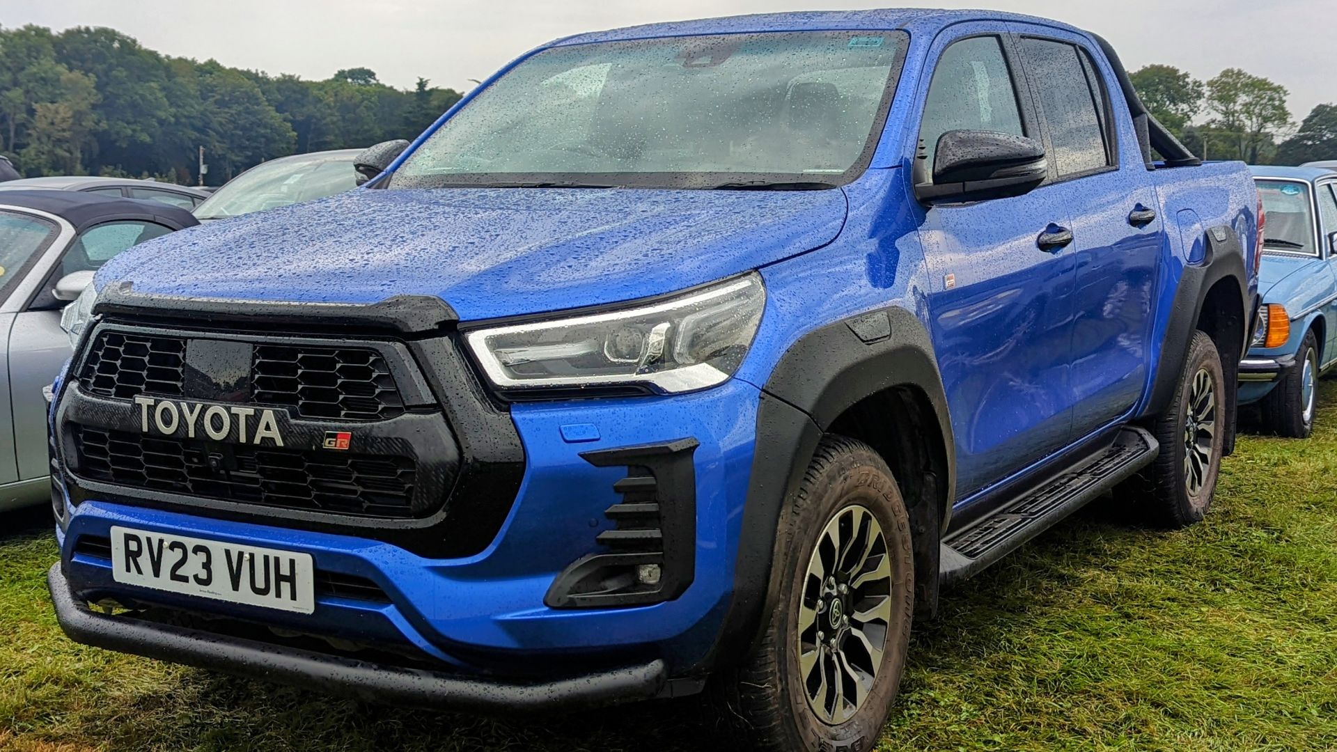 File:2023 Toyota Hilux GR Sport D-4D 4WD DCB.jpg