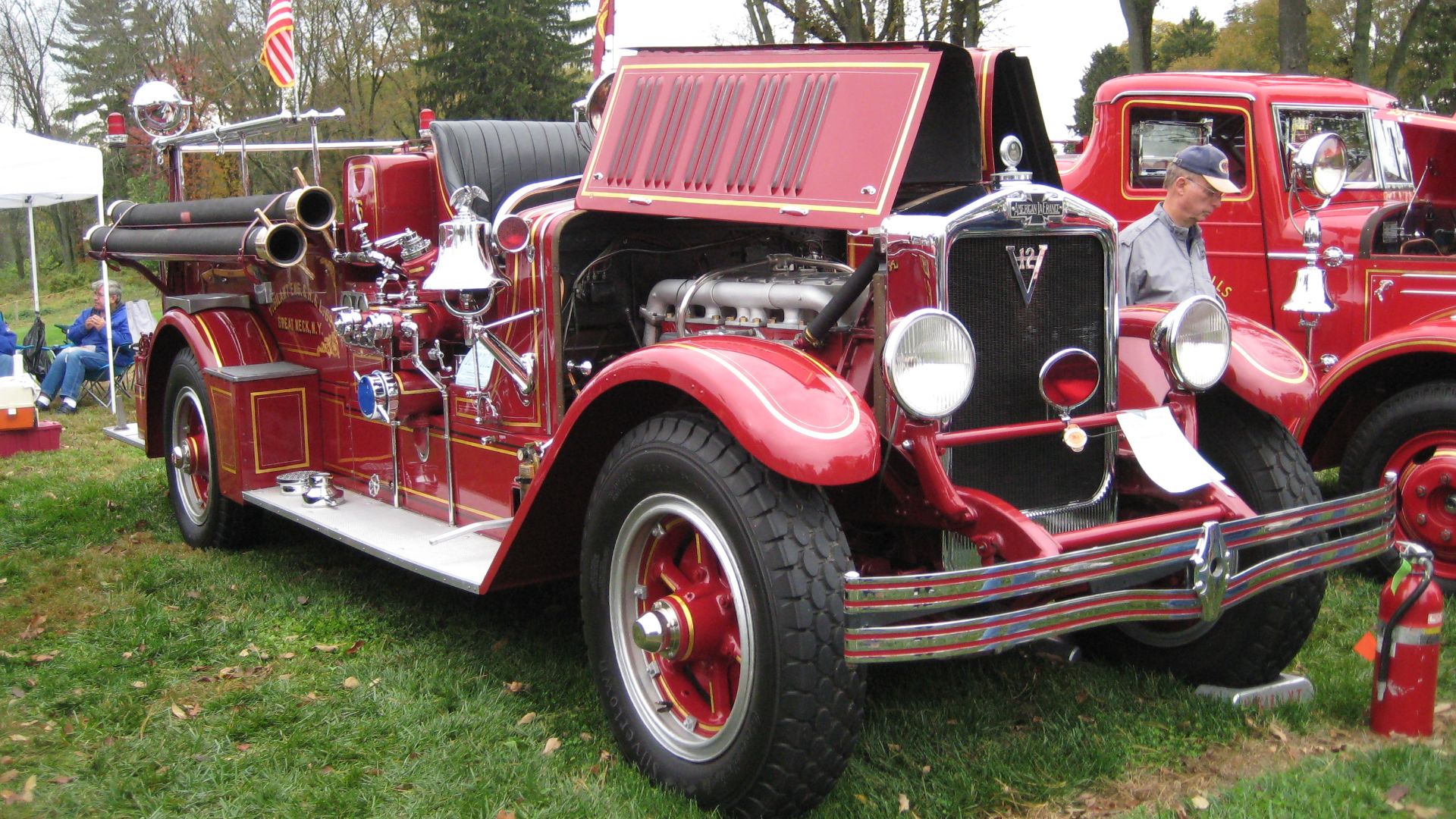 File:American LaFrance V-12 (4089983064).jpg