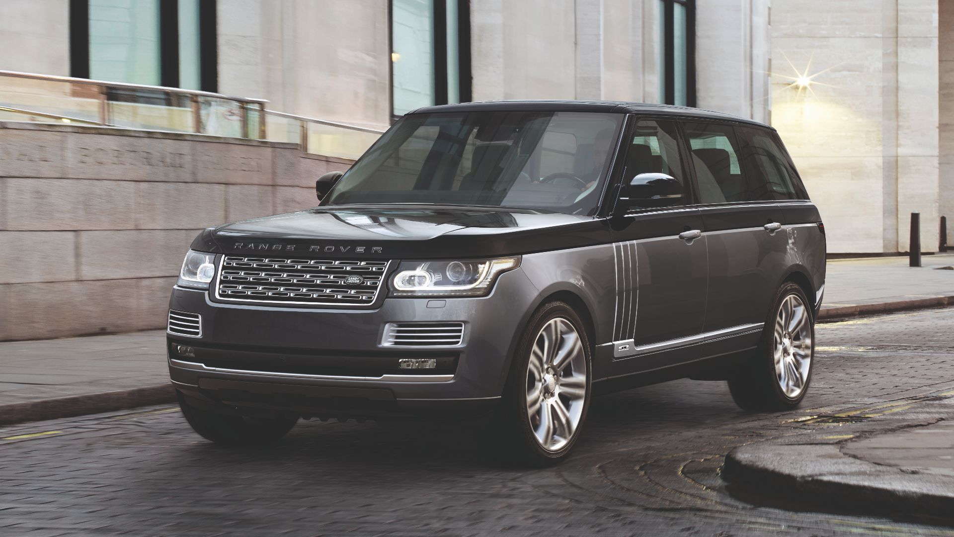 File:RANGE ROVER SVAUTOBIOGRAPHY (16789228309).jpg