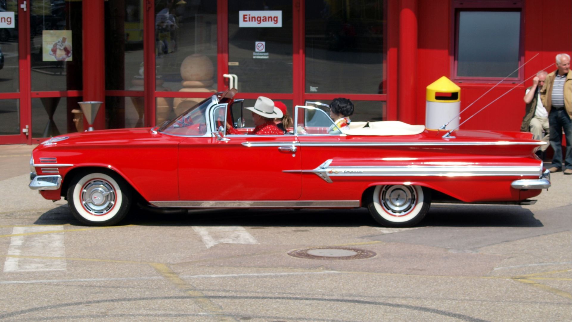 File:Chevrolet Impala Cabrio (1960) p2.JPG