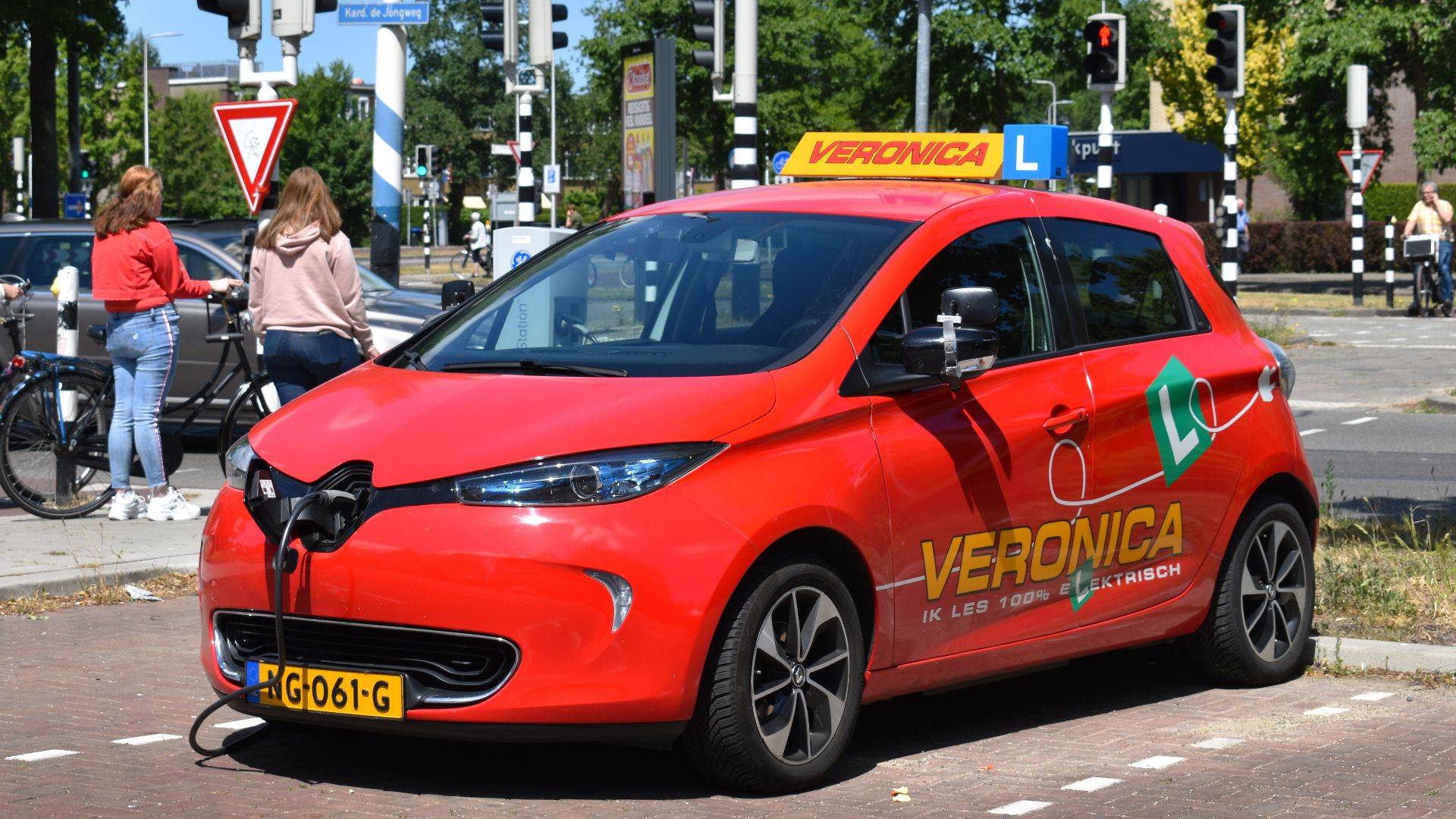 File:Driving School EV.jpg