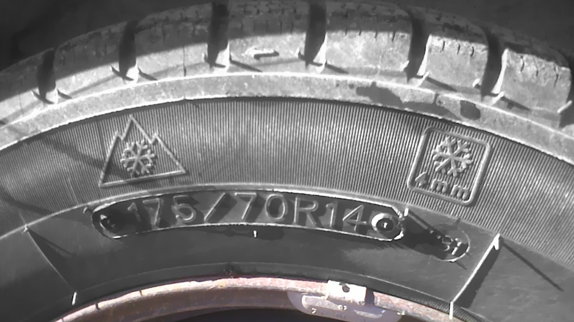 File:Winter tires with North American symbol.jpg