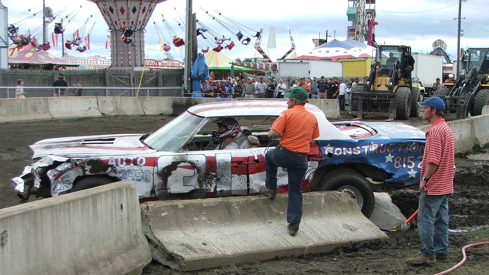 File:Demolition Derby out of bounds.jpg