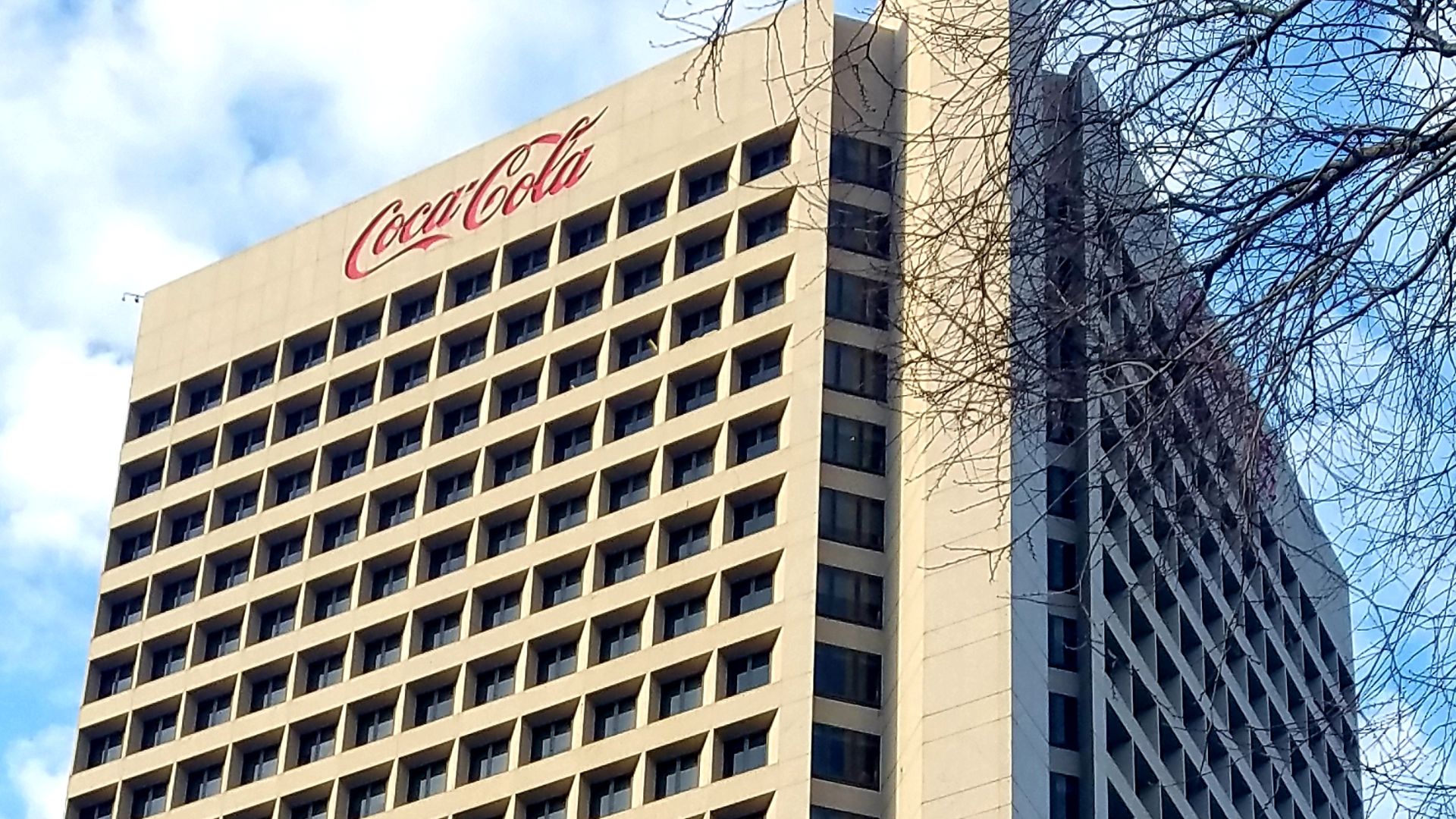 File:Coca-Cola World Headquarters.jpg