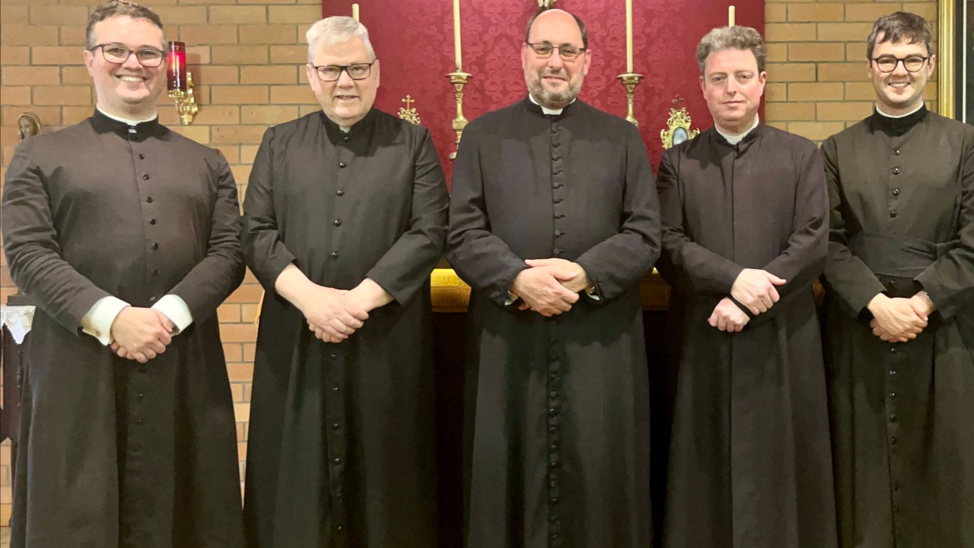 File:Priests and Brothers of the Oratory.png