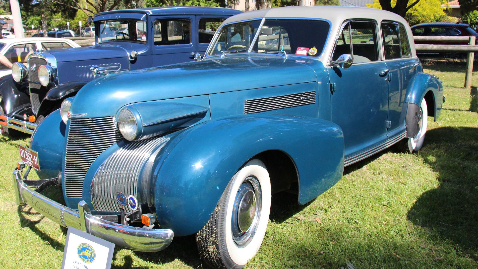File:1939 Cadillac 60 Special Fleetwood Touring Sedan (26280293229).jpg