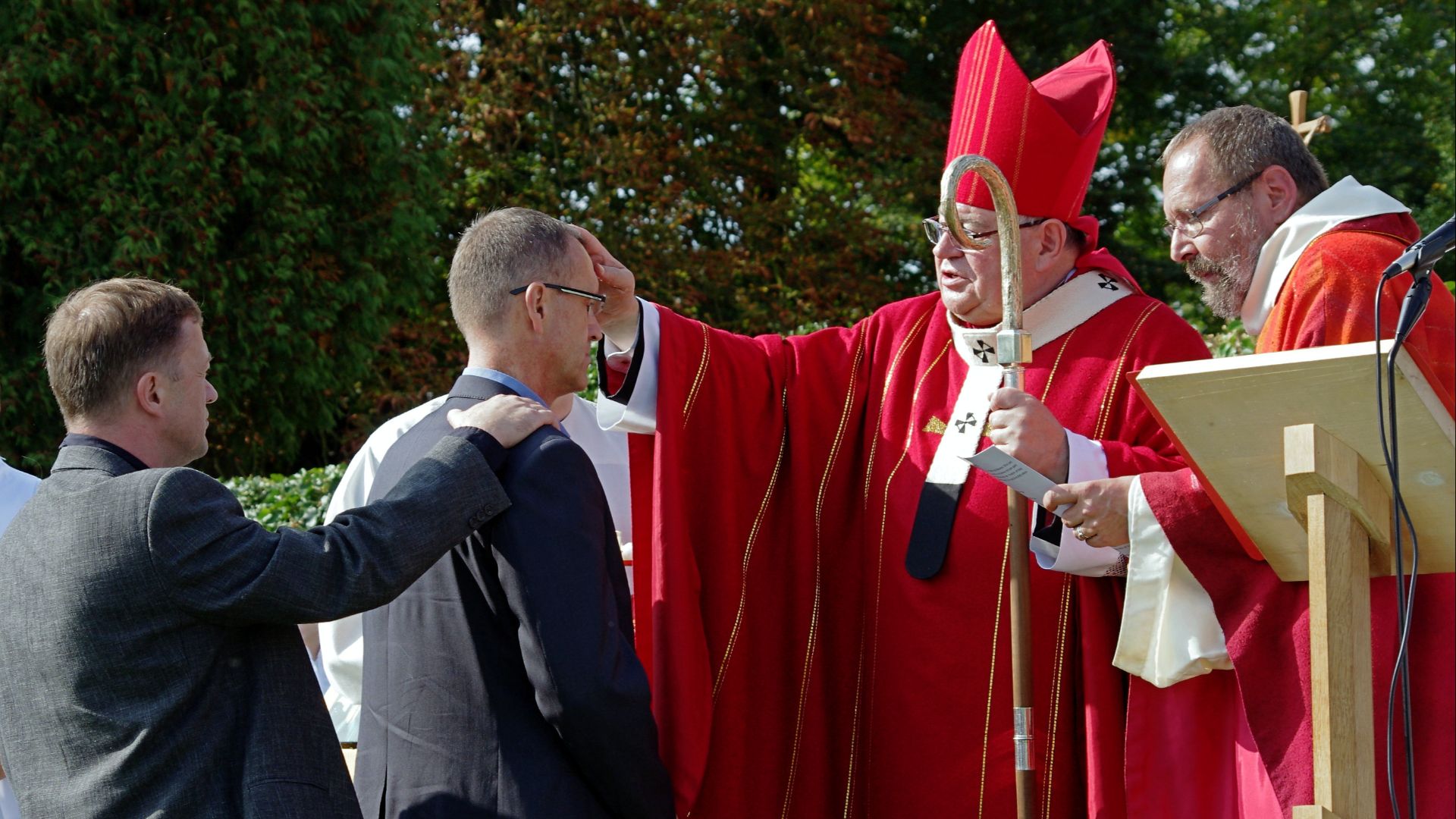 File:Levý Hradec, imgp1701 (2014-09).jpg