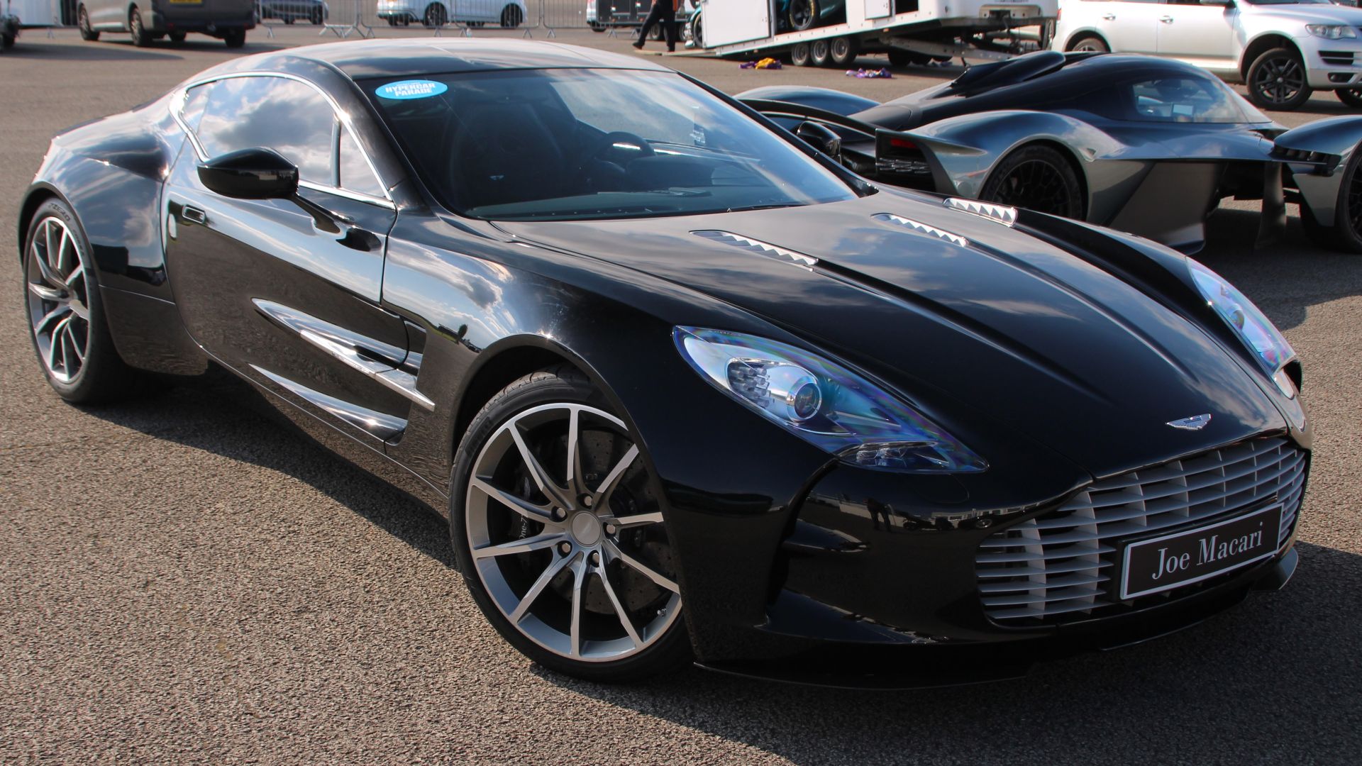 File:2011 Aston Martin One-77 SCD24.jpg
