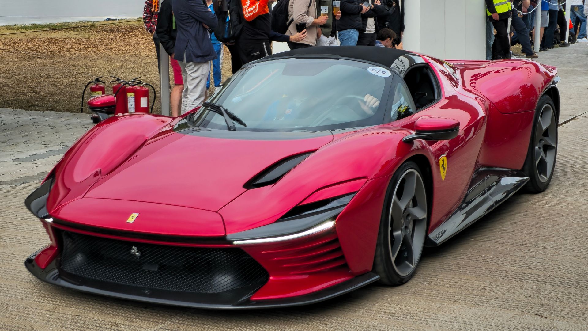 File:Ferrari Daytona SP3.jpg