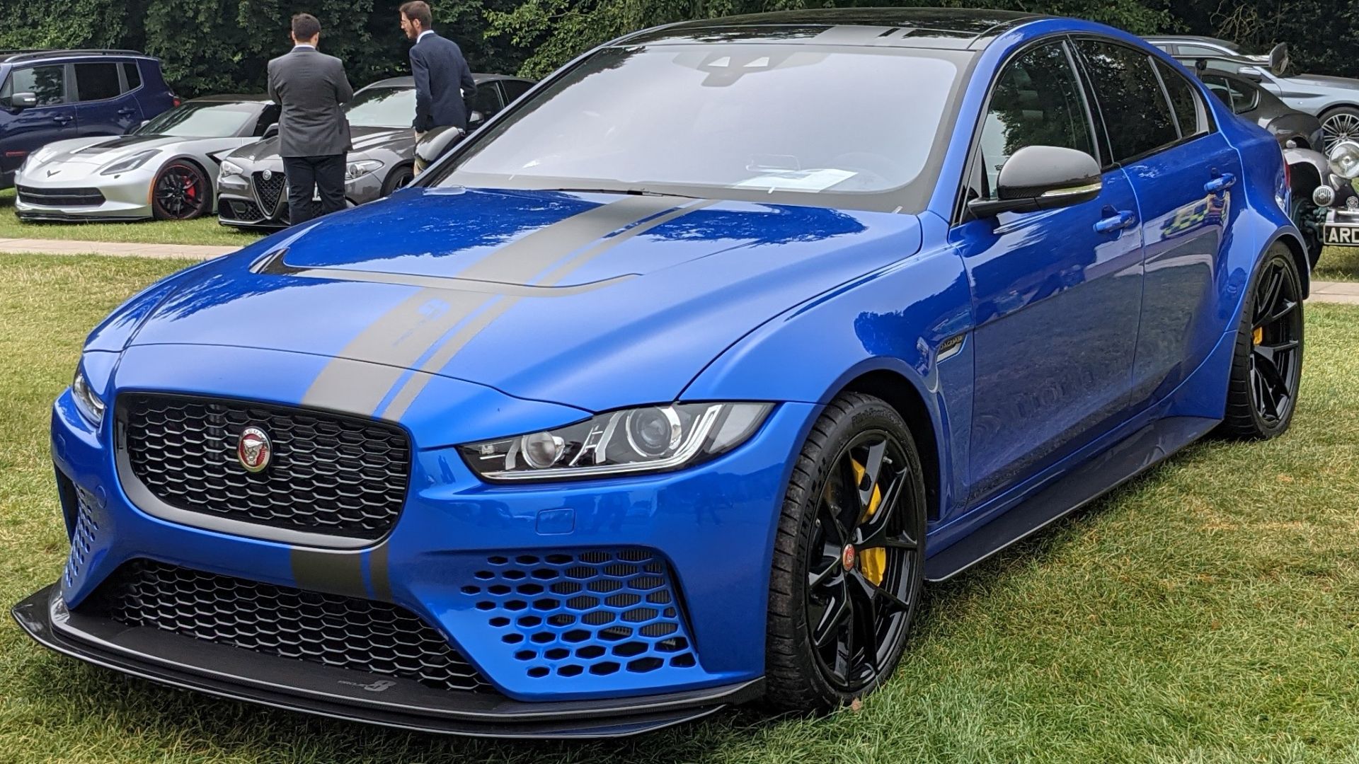 File:Jaguar XE SV-Project 8.jpg