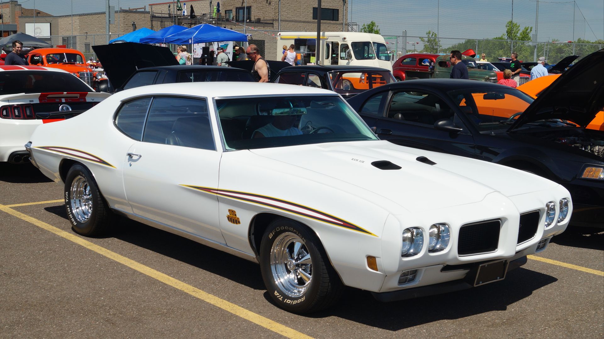 File:1970 Pontiac GTO The Judge (27220110376).jpg