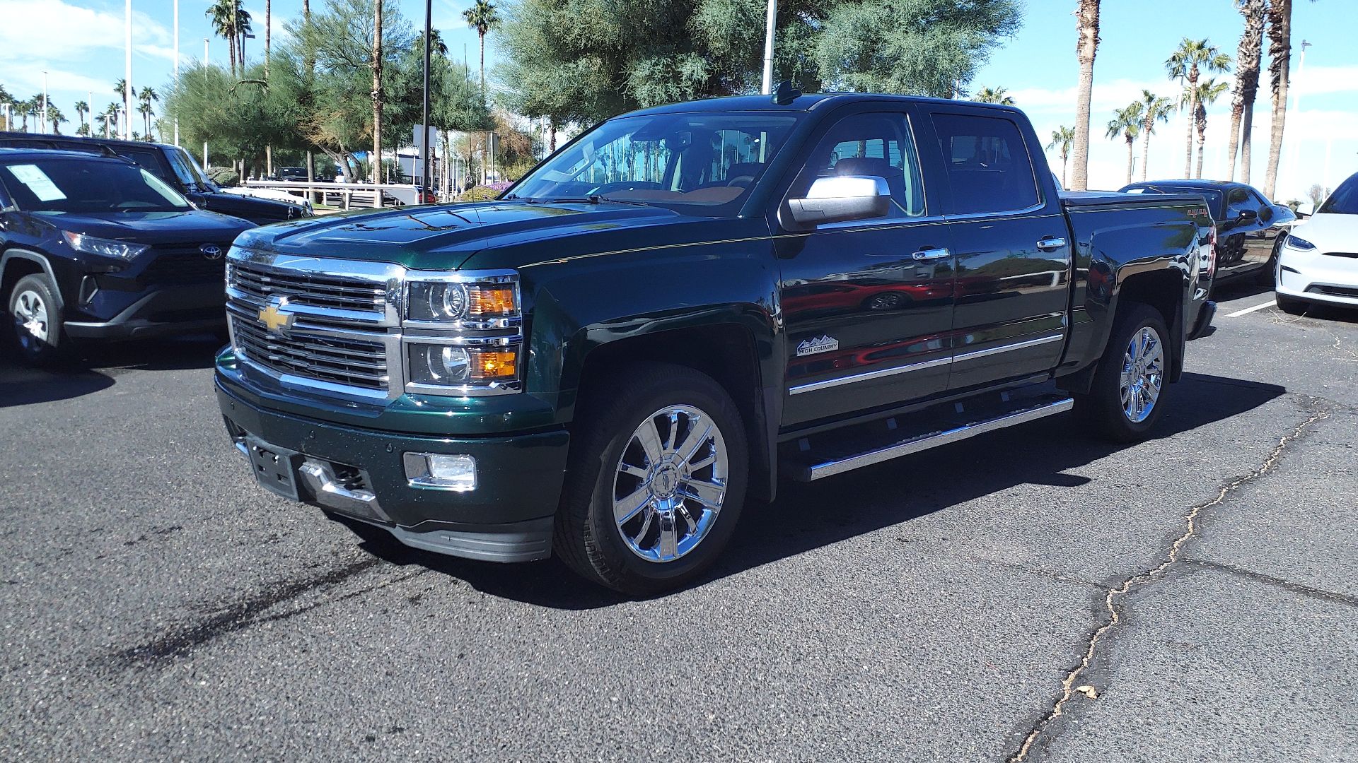 File:15 Chevrolet Silverado 1500 High Country.jpg