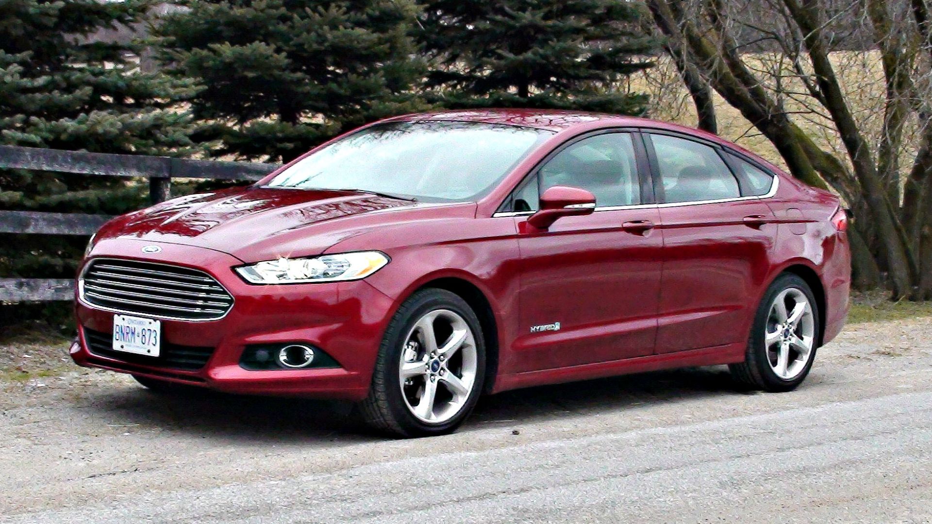 File:2013 Ford Fusion Hybrid.jpg