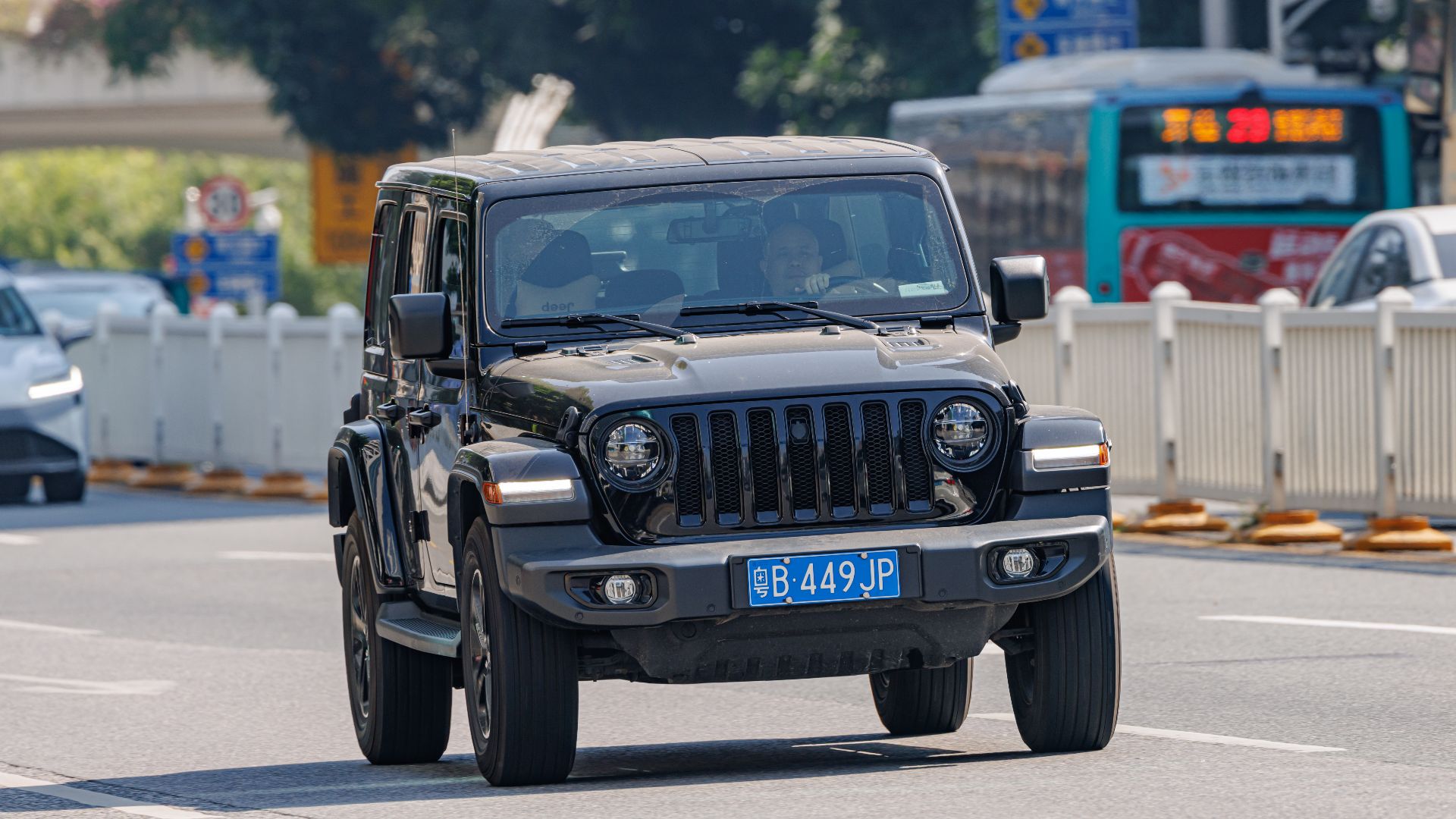File:JEEP WRANGLER (JL) China.jpg