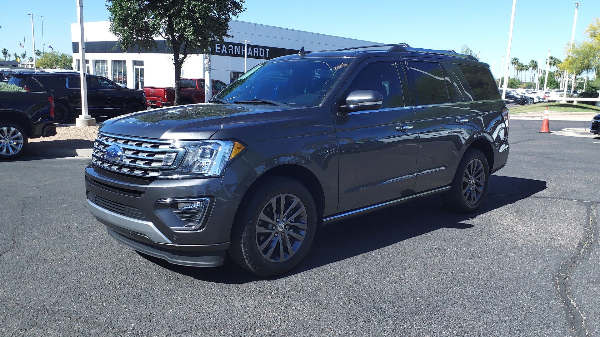 File:20 Ford Expedition Limited.jpg