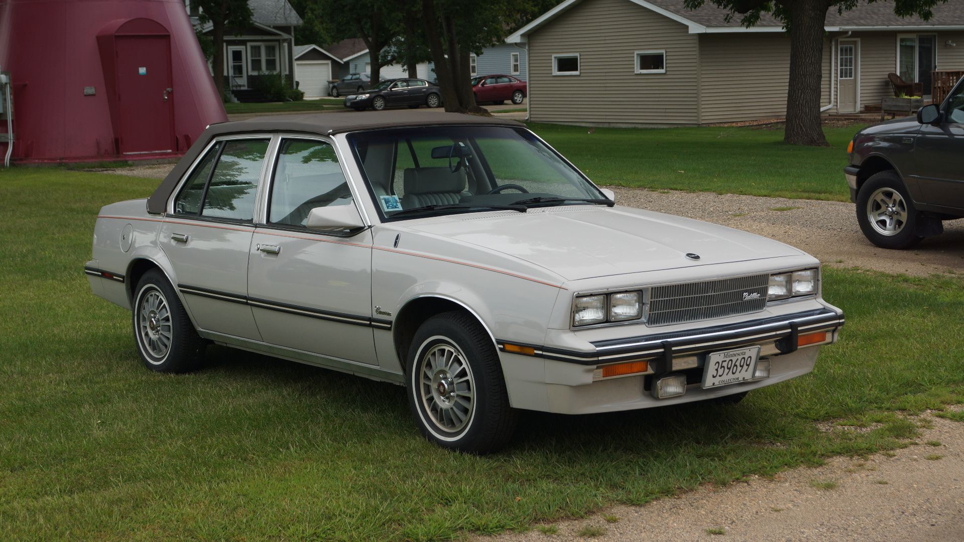 File:1983 Cadillac Cimarron Ultra - 2.jpg