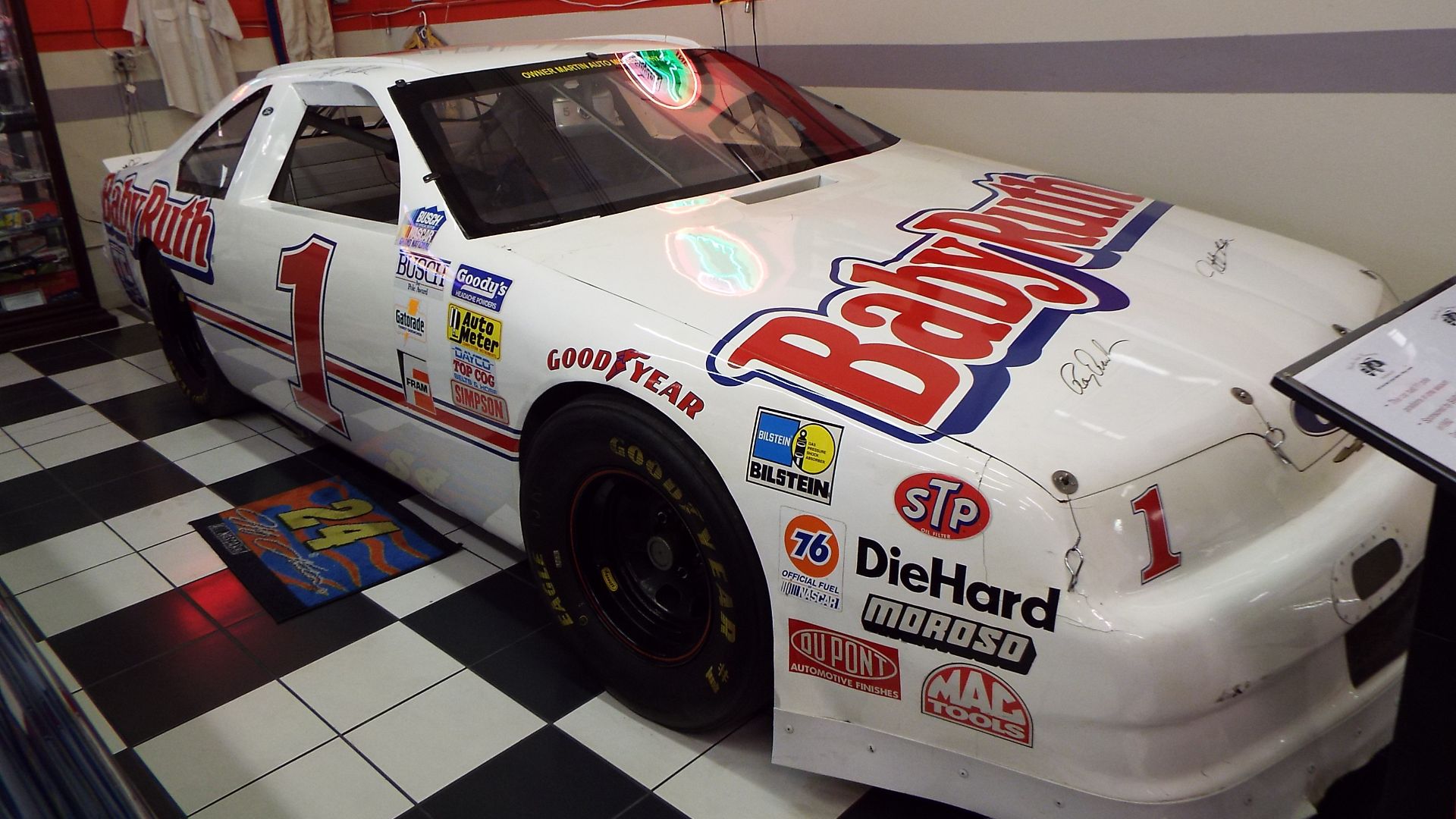 File:Martin Auto Museum-1990 Jeff Godon's Ford NASCAR Race Car.jpg