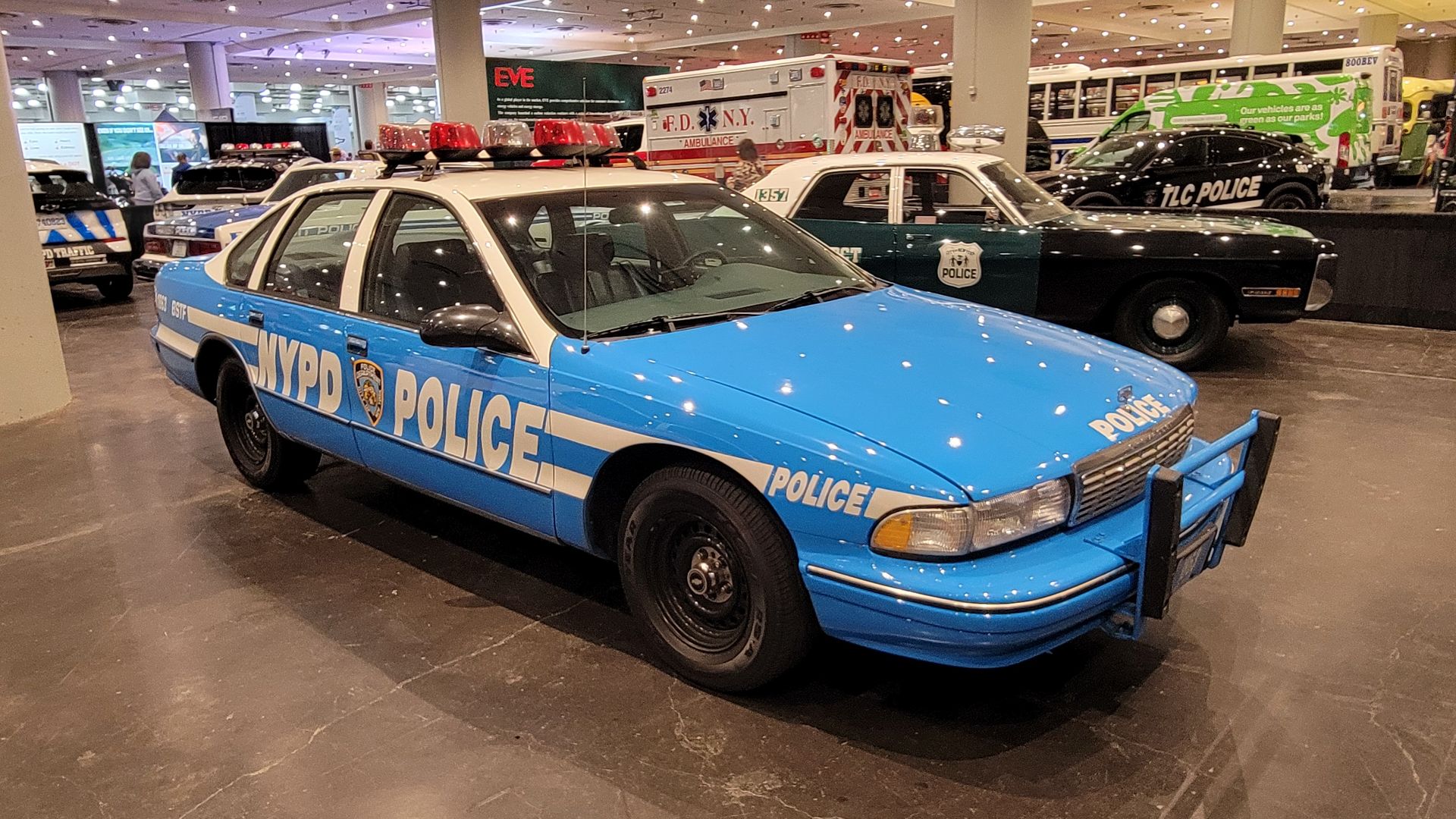 File:Chevrolet Caprice Police Interceptor (1995) (53618560917).jpg