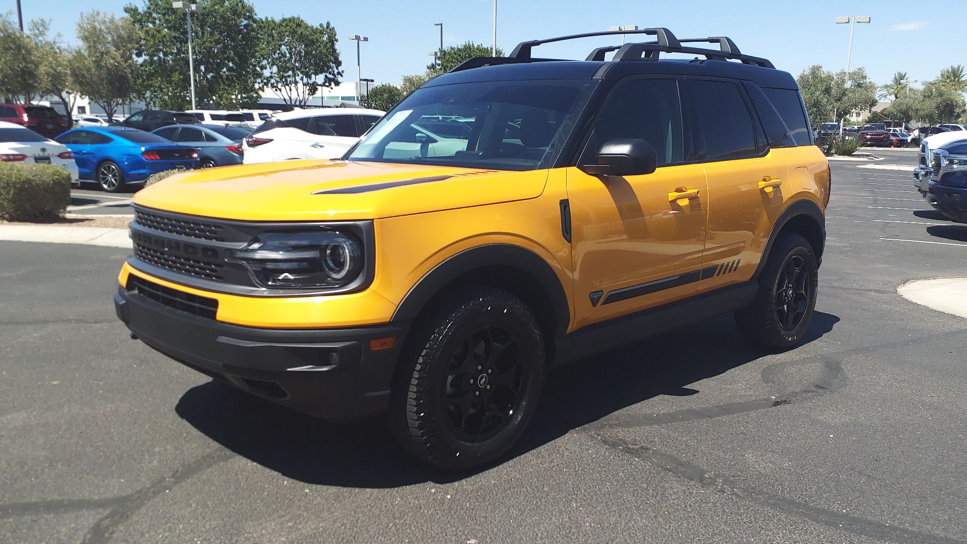 File:21 Ford Bronco Sport First Edition.jpg