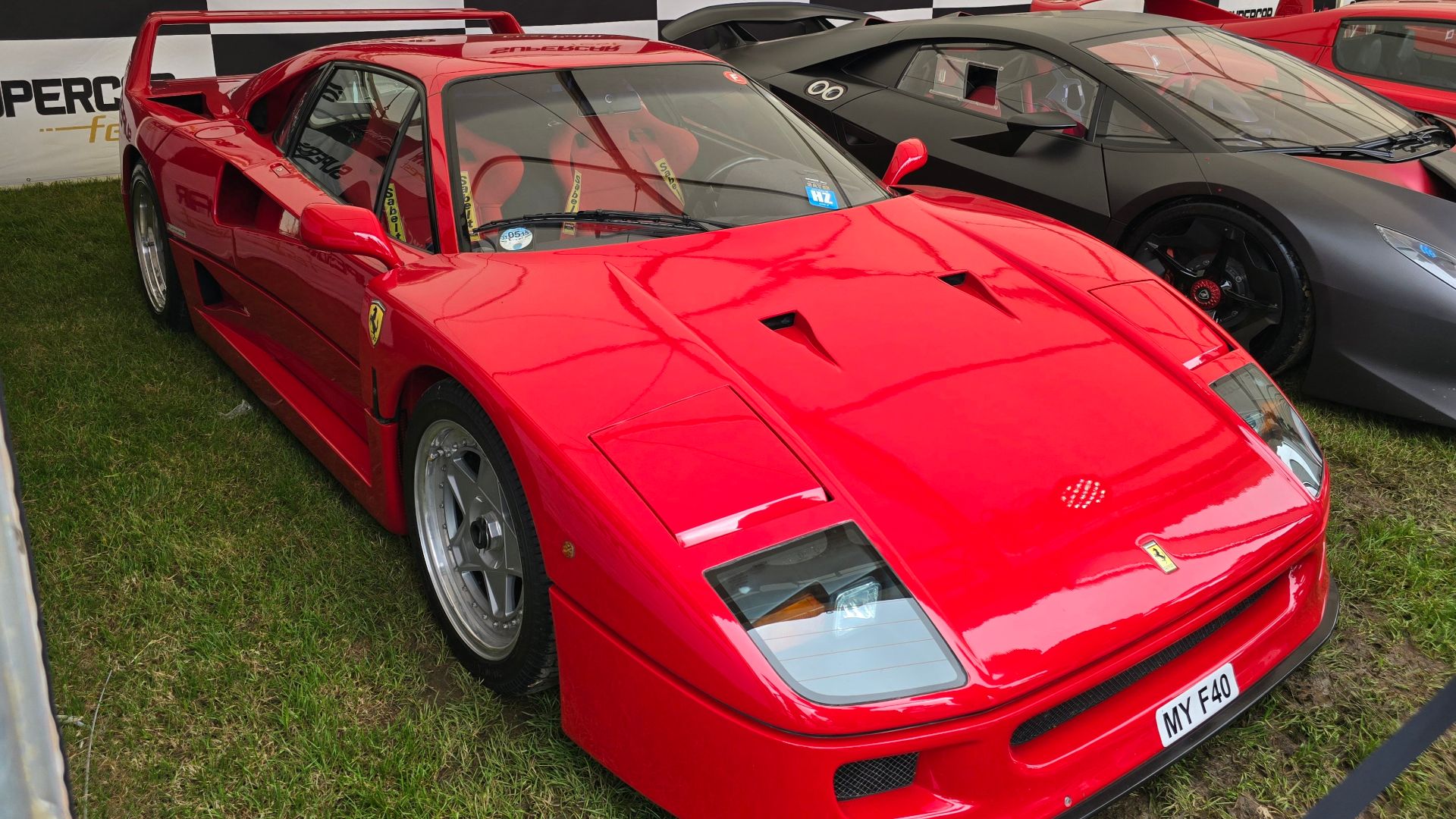 File:1990 Ferrari F40 4.jpg