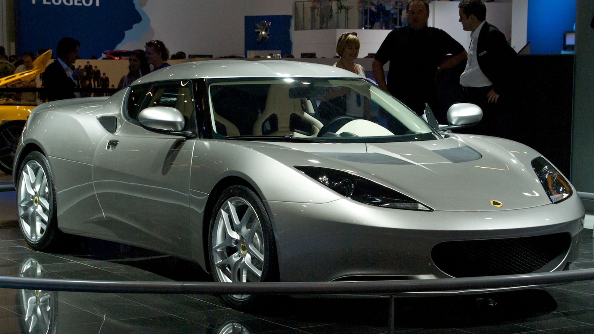 File:Lotus Evora at 2008 BIMS.jpg